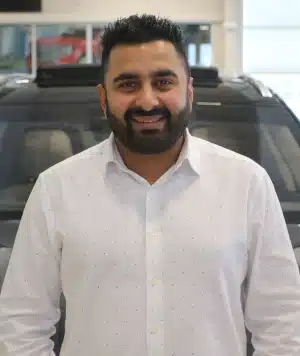 Mirnal Kashyap New Car Manager